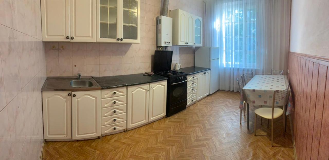 Цум Пассаж Яворницького 55 Lägenhet Dnipro Exteriör bild
